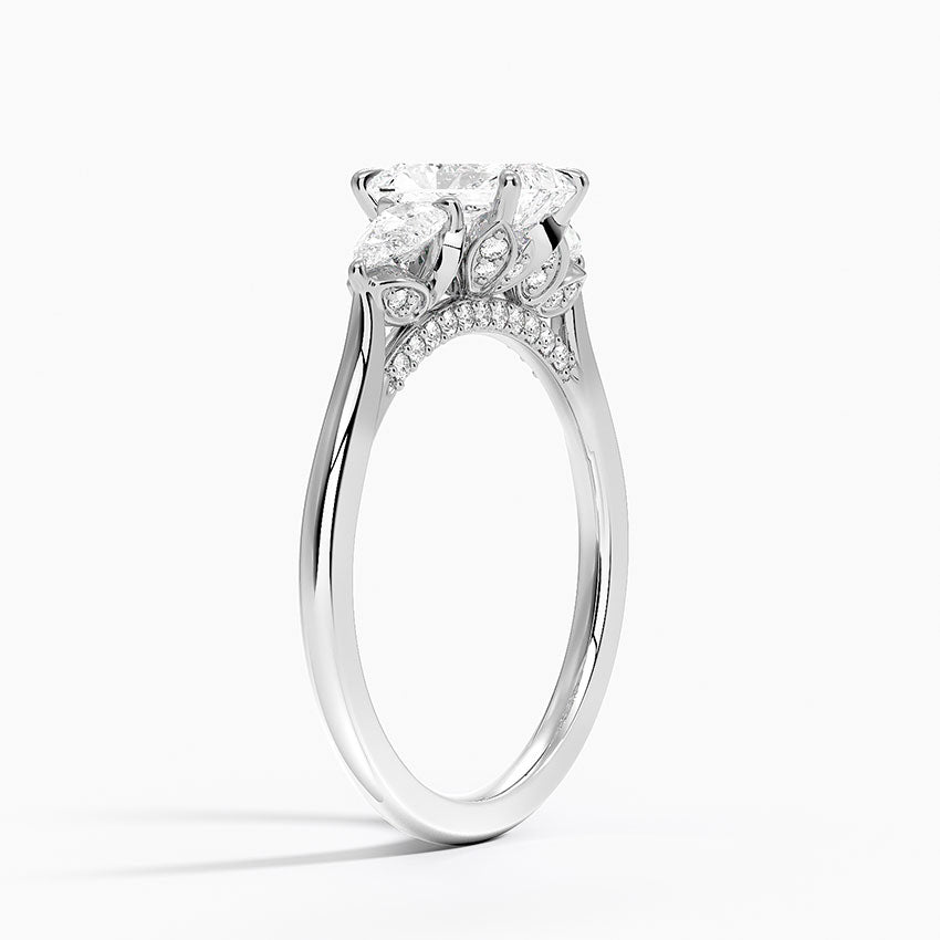 1.75 Karat Radiant Kesim Hidden Halo Tasarım Tektaş Laboratuvar Pırlanta Yüzük - Verona