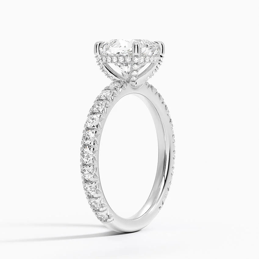 2.75 Karat Cushion Kesim Hidden Halo Tasarım Tektaş Laboratuvar Pırlanta Yüzük 18K - Selora - Bold Diamonds