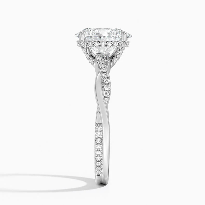 2.25 Karat Oval Kesim Hidden Halo Tasarım Tektaş Laboratuvar Pırlanta Yüzük 18K - Talora