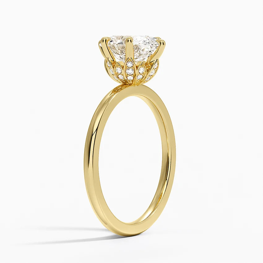 Altı Tırnak 2.15 Oval Kesim Hidden Halo Tasarım Tektaş Laboratuvar Pırlanta Yüzük 18K - Delora