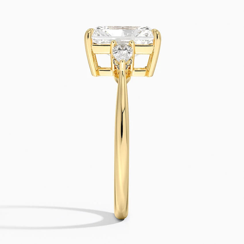 2.50 Karat Radiant Kesim Hidden Halo Tasarım Tektaş Laboratuvar Pırlanta Yüzük - Madrid