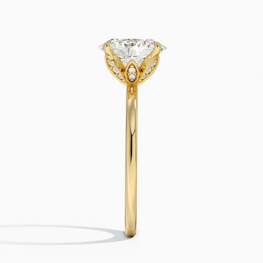 2.15 Karat Oval Kesim Hidden Halo Tasarım Tektaş Laboratuvar Pırlanta Yüzük 18K - Delora