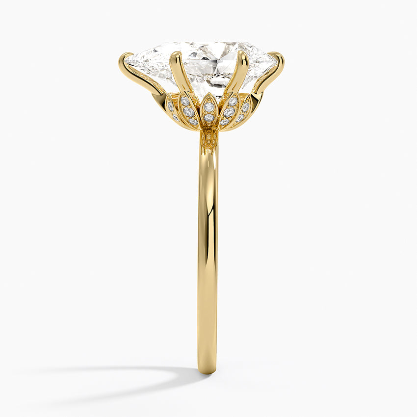 Altı Tırnak 3.15 Karat Damla Kesim Hidden Halo Tasarım Tektaş Laboratuvar Pırlanta Yüzük - Delora - Bold Diamonds