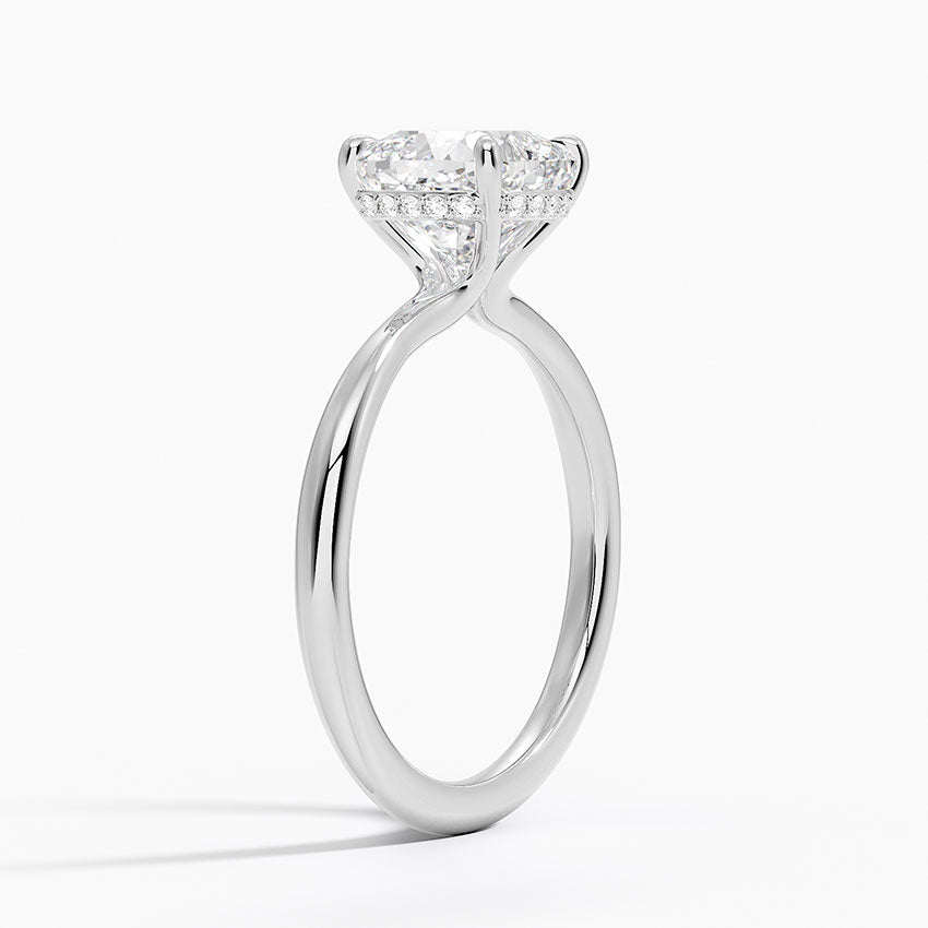 4.10 Karat Cushion Kesim Hidden Halo Tasarım Tektaş Laboratuvar Pırlanta Yüzük 18K - Alvora - Bold Diamonds
