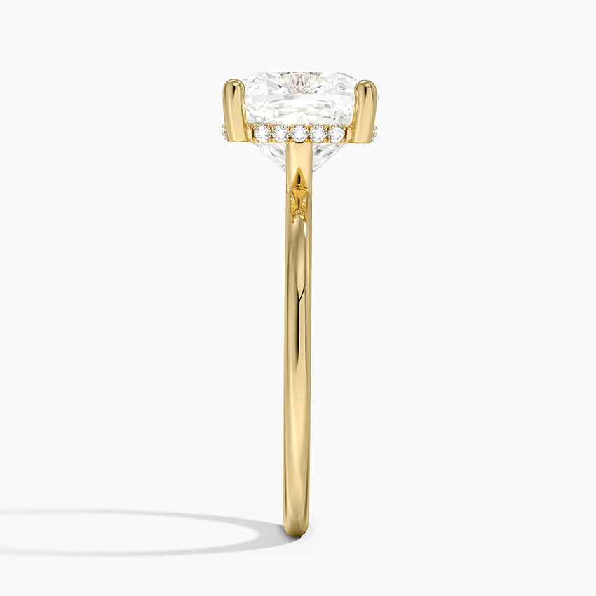 4.10 Karat Cushion Kesim Hidden Halo Tasarım Tektaş Laboratuvar Pırlanta Yüzük - Lucerne