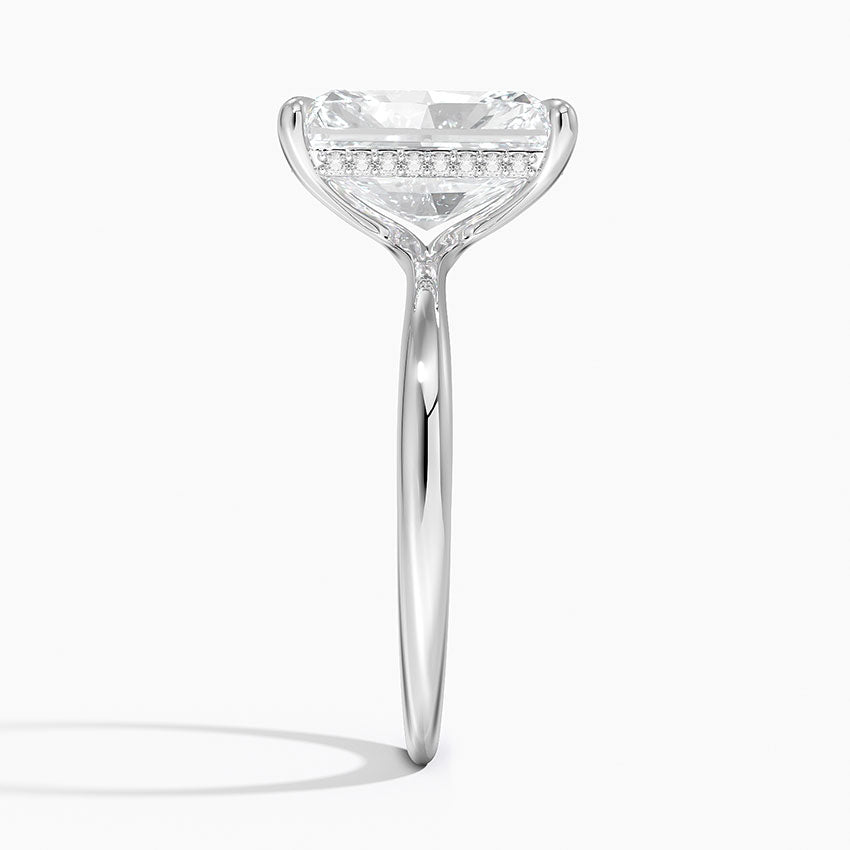 4.10 Karat Radiant Kesim Hidden Halo Tasarım Tektaş Laboratuvar Pırlanta Yüzük 18K - Alvora - Bold Diamonds