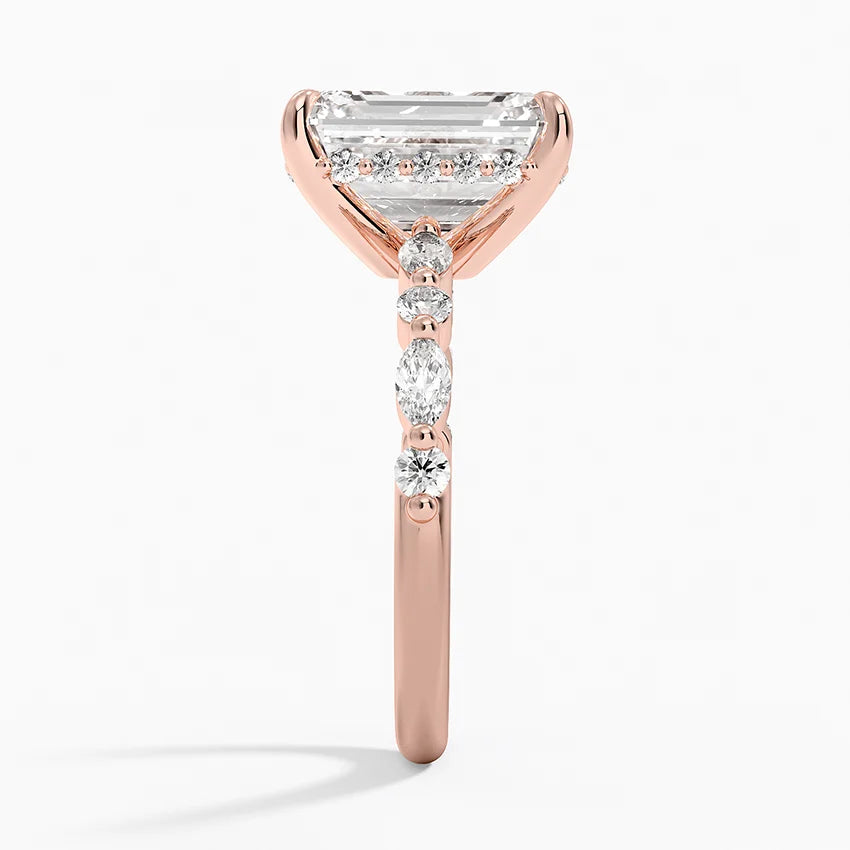 4.50 Karat Emerald Kesim Hidden Halo Tasarım Tektaş Laboratuvar Pırlanta Yüzük - Verona