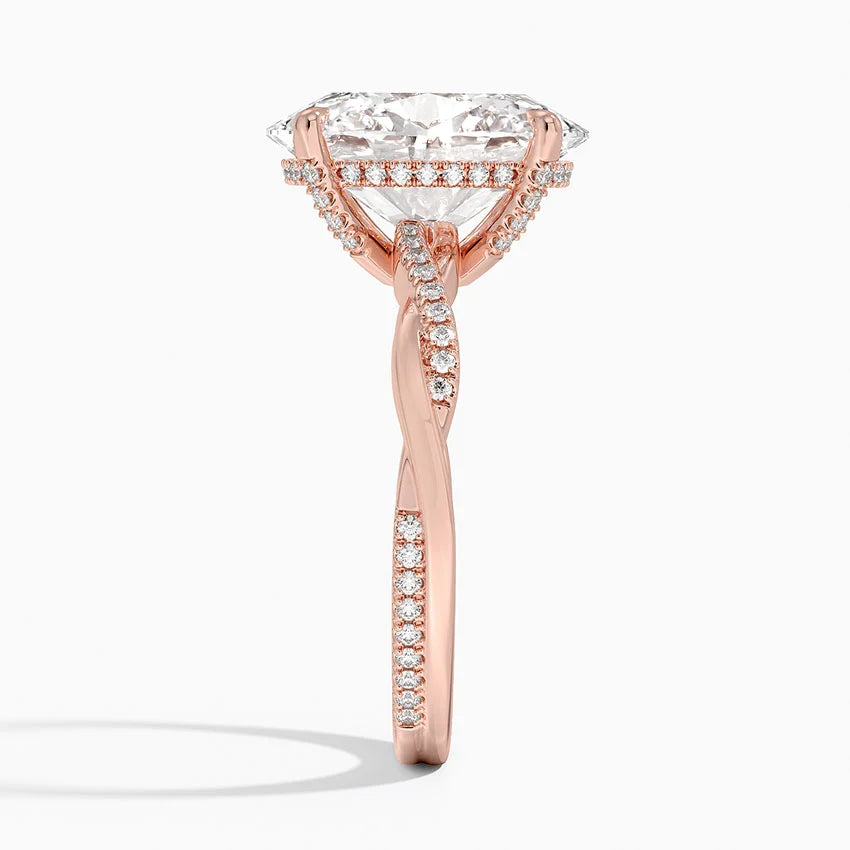 4.25 Karat Oval Kesim Hidden Halo Tasarım Tektaş Laboratuvar Pırlanta Yüzük 18K - Talora