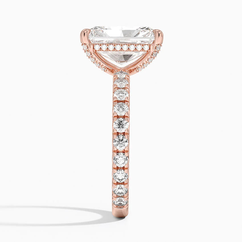 4.75 Karat Radiant Kesim Hidden Halo Tasarım Tektaş Laboratuvar Pırlanta Yüzük 18K - Selora - Bold Diamonds