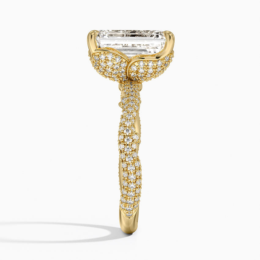 4.75 Karat Emerald Kesim Hidden Halo Tasarım Tektaş Laboratuvar Pırlanta Yüzük - Sorrento