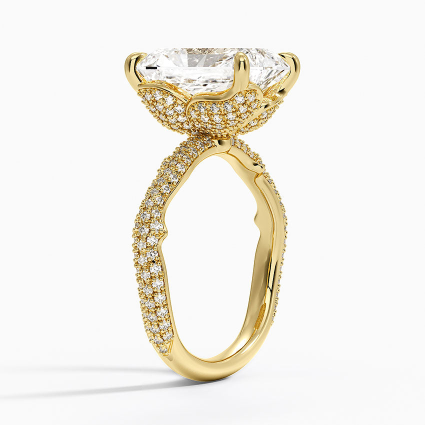 4.75 Karat Radiant Kesim Hidden Halo Tasarım Tektaş Laboratuvar Pırlanta Yüzük - Sorrento