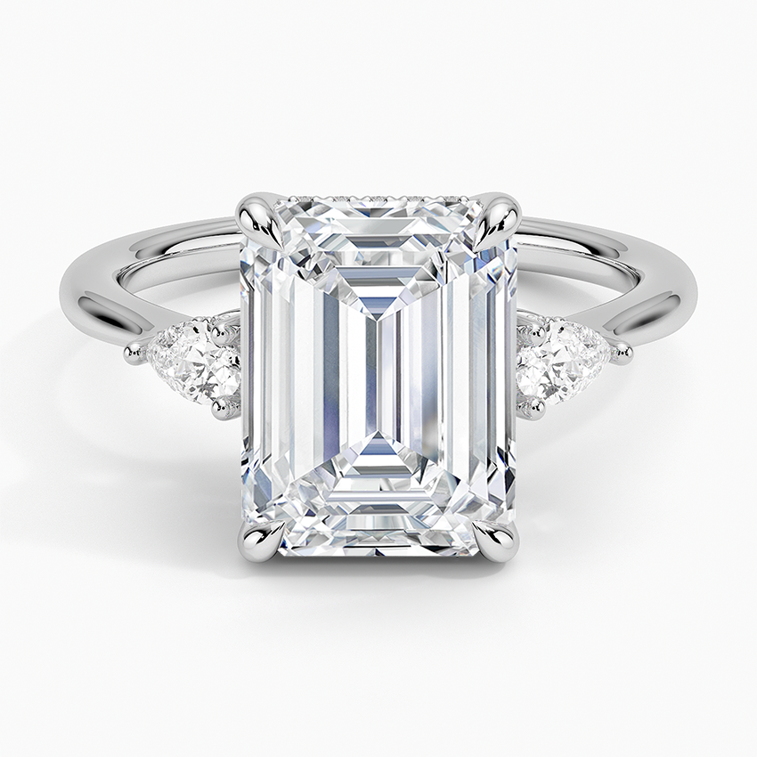 4.50 Karat Emerald Kesim Hidden Halo Tasarım Tektaş Laboratuvar Pırlanta Yüzük - Madrid