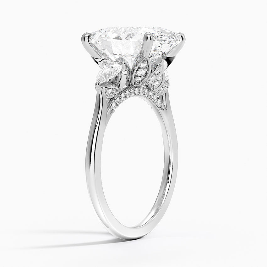 5.75 Karat Oval Kesim Hidden Halo Tasarım Tektaş Laboratuvar Pırlanta Yüzü - Verona