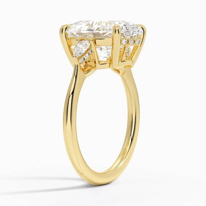 5.50 Karat Oval Kesim Hidden Halo Tasarım Tektaş Laboratuvar Pırlanta Yüzük - Madrid