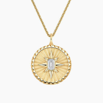Yıldız 1.00 Karat Emerald Kesim Pırlanta Kolye