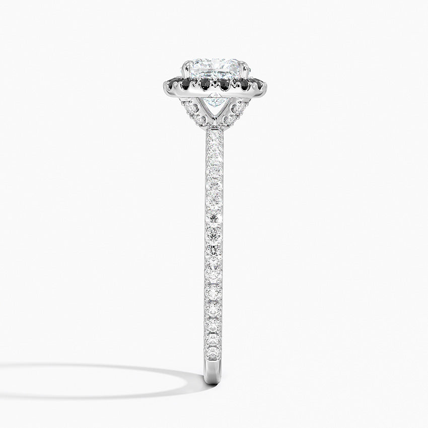 1.40 Karat Cushion Halo Tasarım Tektaş Laboratuvar Pırlanta Yüzük 18k -Halora - Bold Diamonds