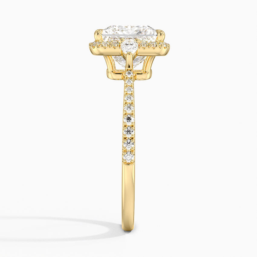 2.20 Karat Prenses Halo Tasarım Tektaş Laboratuvar Pırlanta Yüzük 18K -Vittora - Bold Diamonds