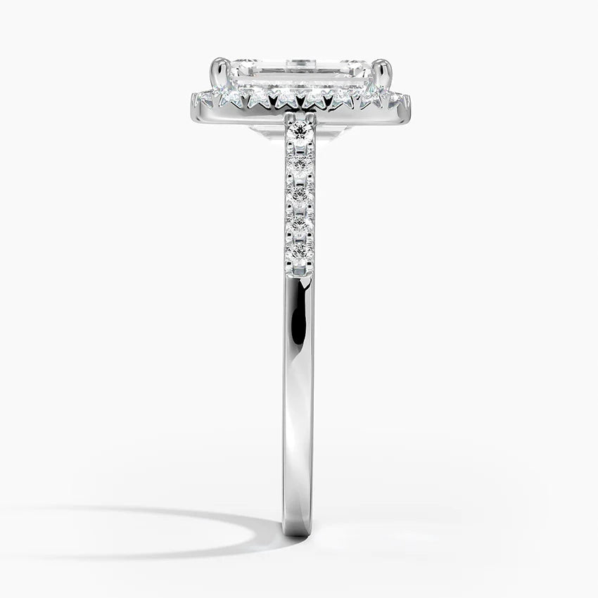 2,25 Karat Emerald Halo Tasarım Tektaş Laboratuvar Pırlanta Yüzük 18K - Lunara - Bold Diamonds