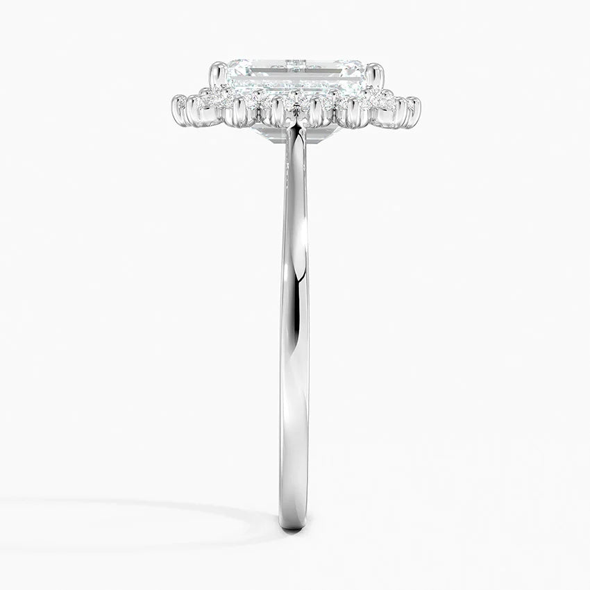 2,30 Karat Emerald Halo Tasarım Tektaş Laboratuvar Pırlanta Yüzük 18K -Vespera - Bold Diamonds