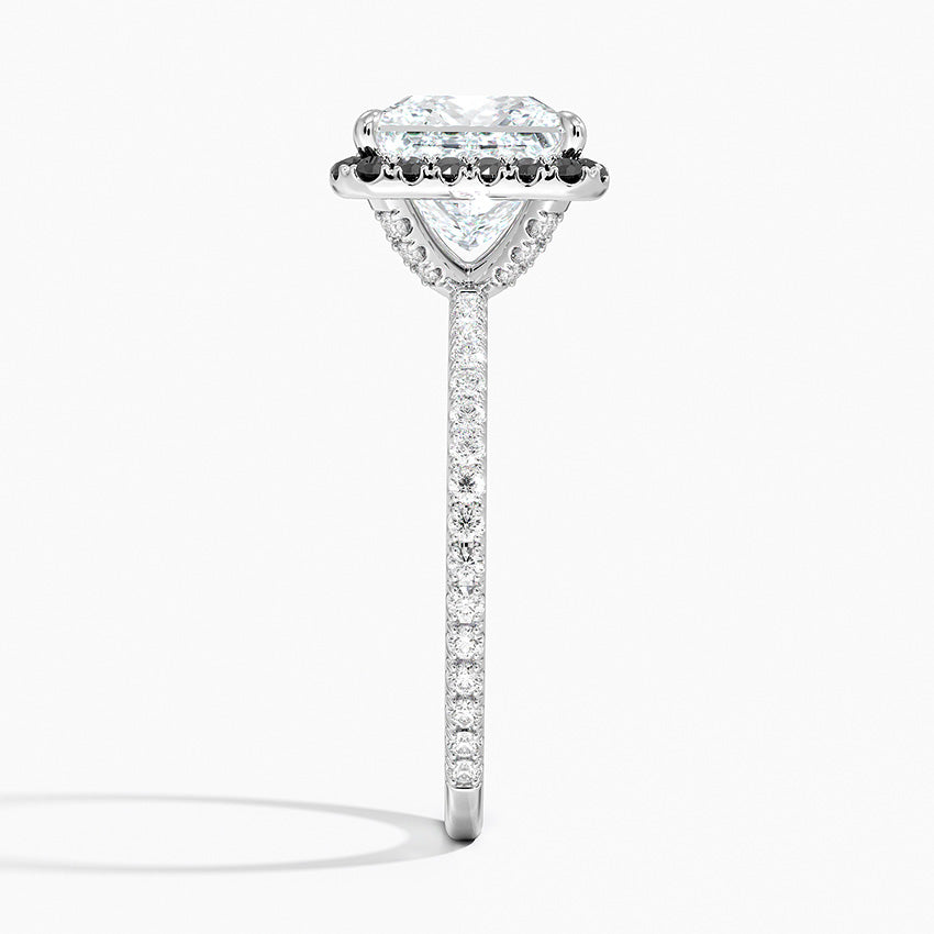 2.40 Karat Prenses Halo Tasarım Tektaş Laboratuvar Pırlanta Yüzük 18k -Halora - Bold Diamonds