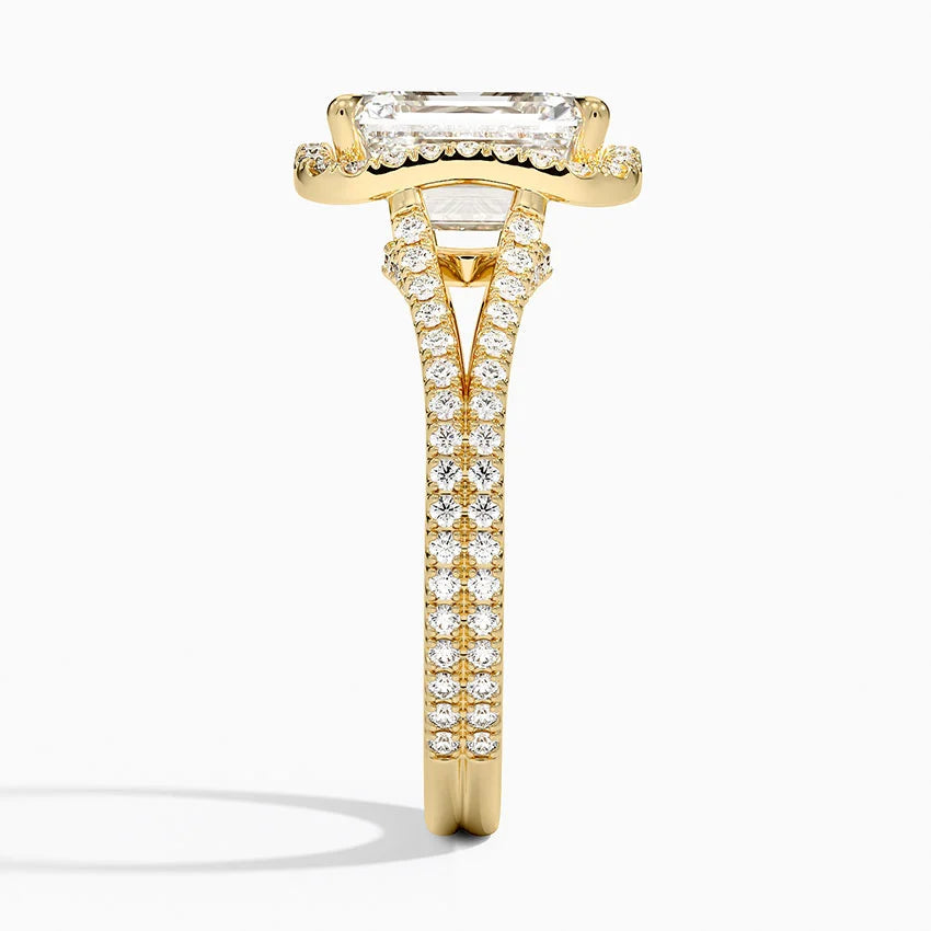 2,50 Karat Emerald Halo Tasarım Tektaş Laboratuvar Pırlanta Yüzük 18K -Aurelia - Bold Diamonds