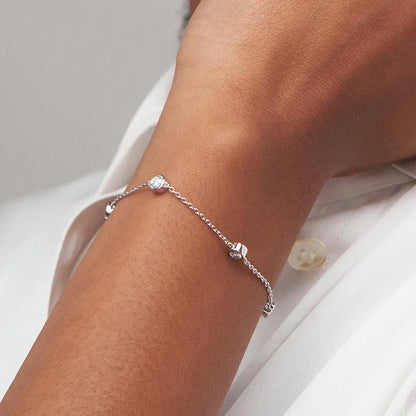 Beş Taşlı Model 1.00 Karat Yuvarlak Kesim Laboratuvar Pırlanta Bileklik 18K - Bold Diamonds