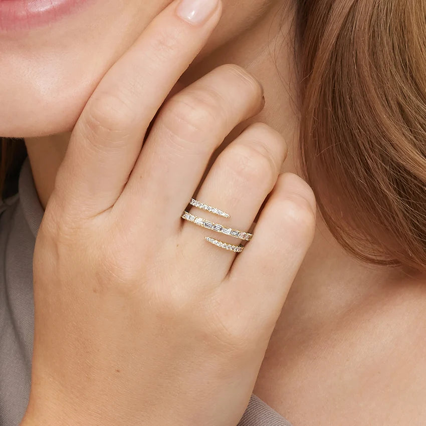 Sarmal 1,00 Karat Baget Kesim Laboratuvar Pırlanta Yüzük 18K - Bold Diamonds