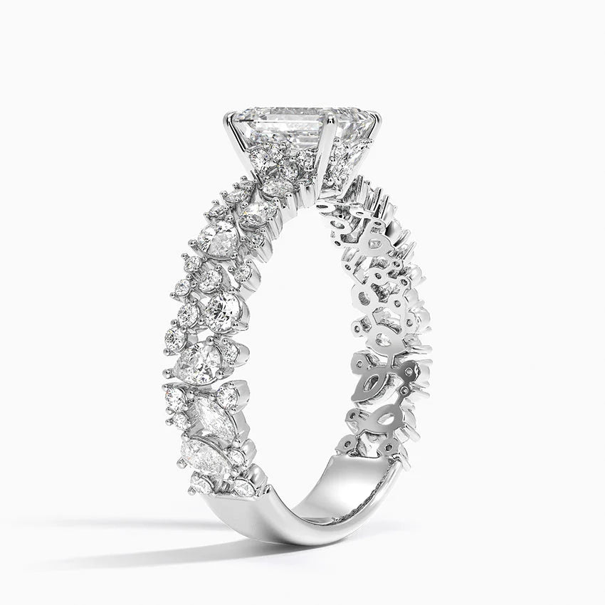 2.00 Karat Emerald Kesim Özel Tasarım Tektaş Laboratuvar Pırlanta Yüzük  - Cannes