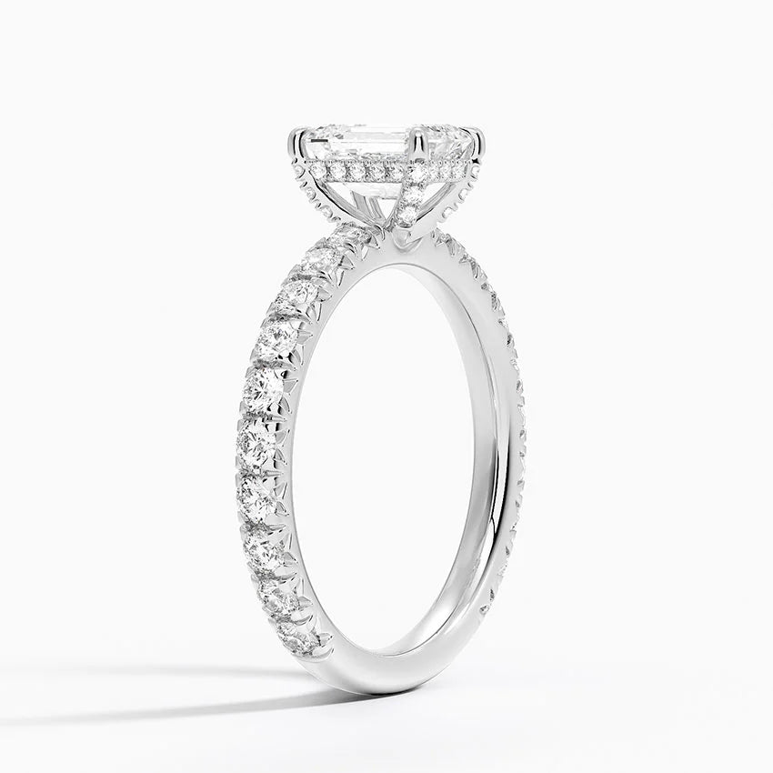 1.75 Karat Emerald Kesim Hidden Halo Tasarım Tektaş Laboratuvar Pırlanta Yüzük 18K  - Selora