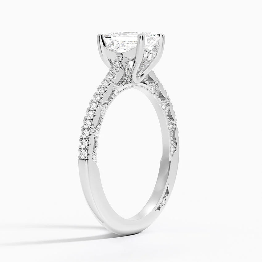1.50 Karat Emerald Kesim Halo Tasarım Tektaş Laboratuvar Pırlanta Yüzük - Dijon