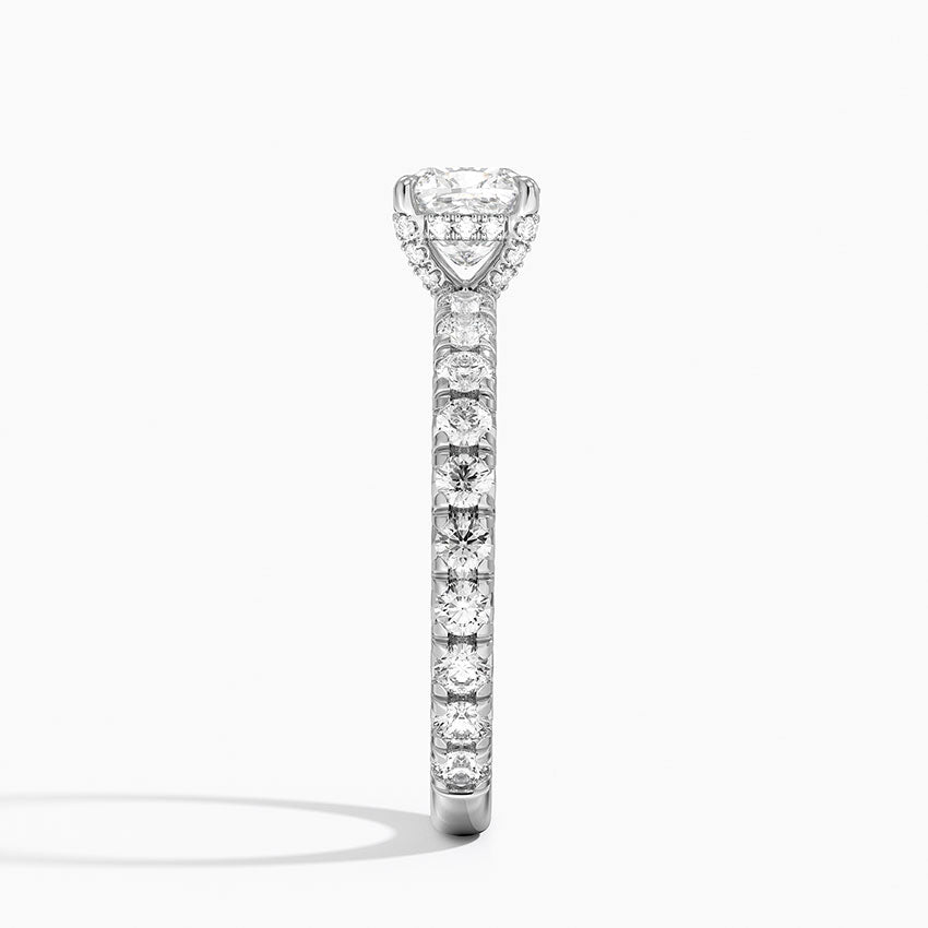 1.75 Karat Cushion Kesim Hidden Halo Tasarım Tektaş Laboratuvar Pırlanta Yüzük 18K  - Selora