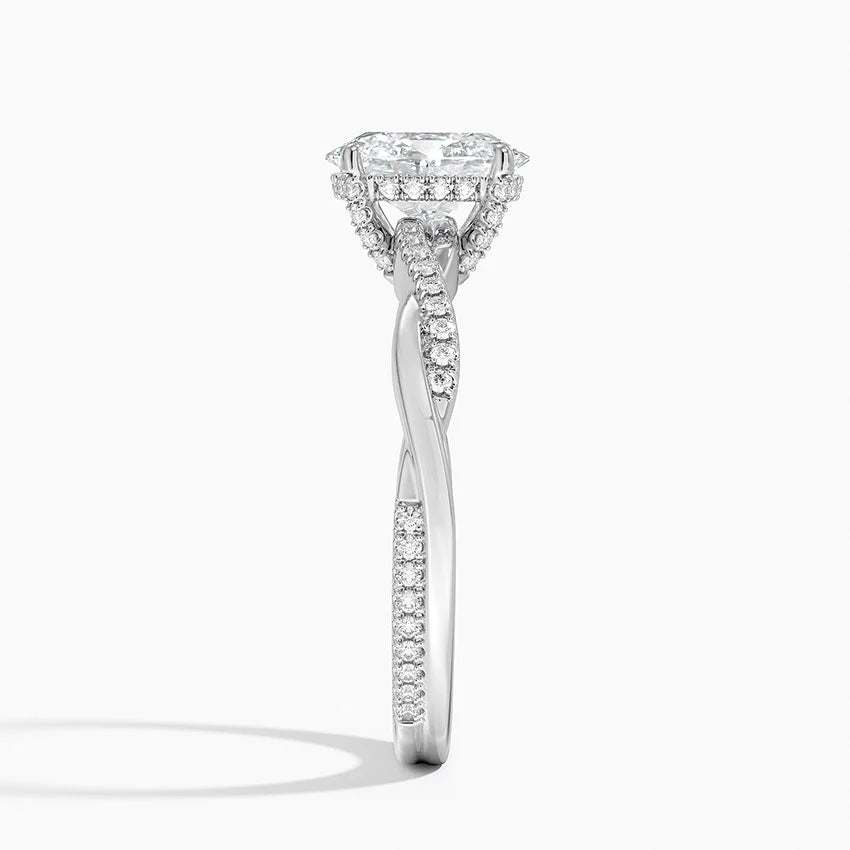 1.25 Karat Oval Kesim Hidden Halo Tasarım Tektaş Laboratuvar Pırlanta Yüzük - Riga