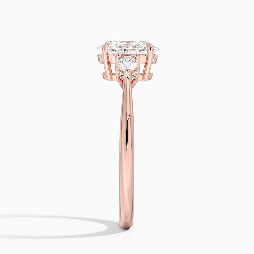 1.50 Karat Oval Kesim Hidden Halo Tasarım Tektaş Laboratuvar Pırlanta Yüzük  - Madrid