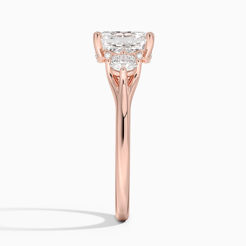 2.50 Asscher Kesim Hidden Halo Tasarım Tektaş Laboratuvar Pırlanta Yüzük 18K - Milora