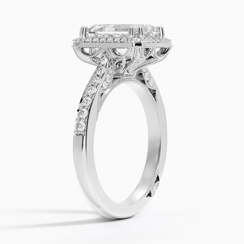 2.50 Emerald Kesim Halo Tasarım Tektaş Laboratuvar Pırlanta Yüzük 18K - Tilara