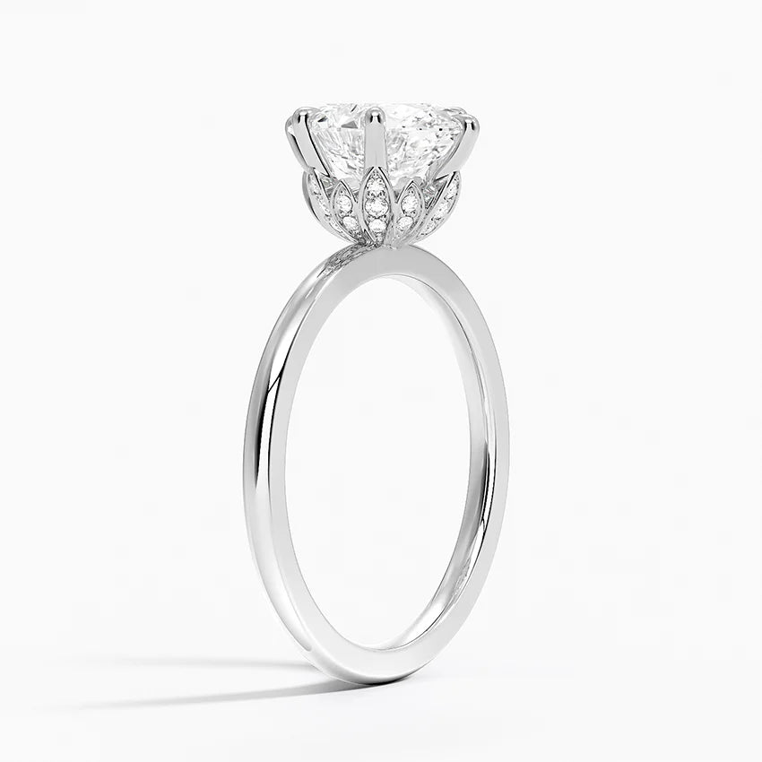 Altı Tırnak 2.15 Oval Kesim Hidden Halo Tasarım Tektaş Laboratuvar Pırlanta Yüzük 18K - Delora
