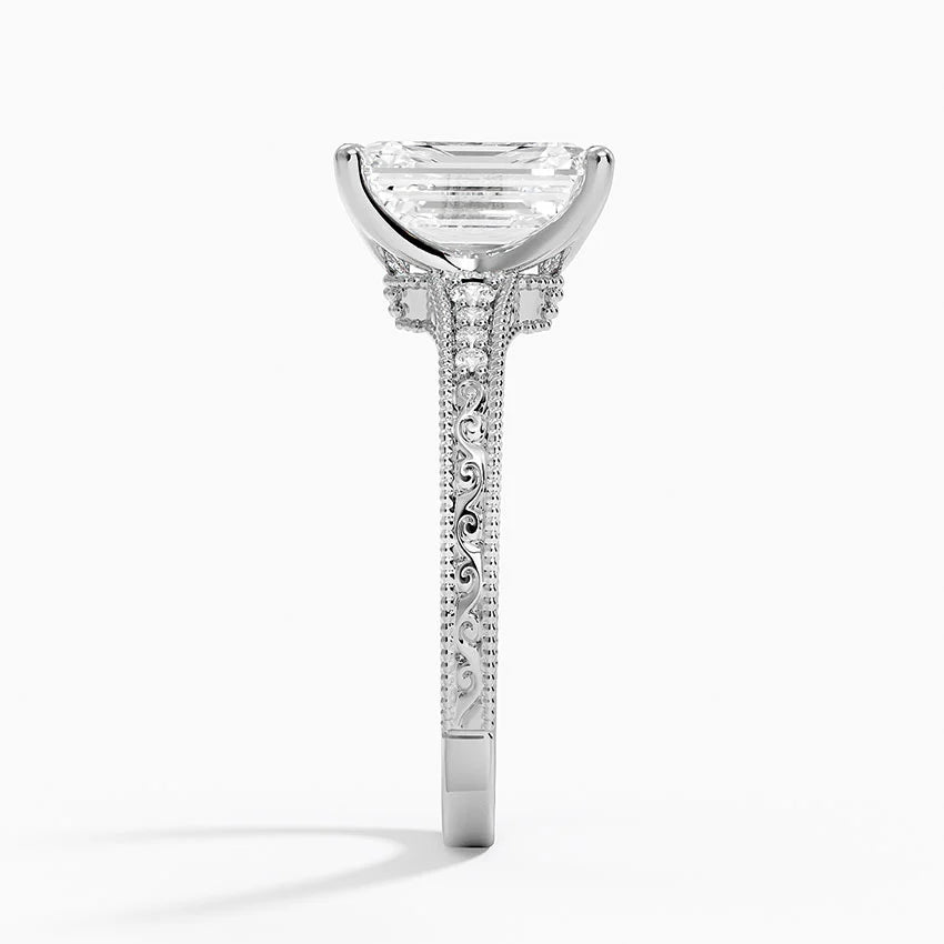 2.15 Emerald Kesim Hidden Halo Tasarım Tektaş Laboratuvar Pırlanta Yüzük - Silora