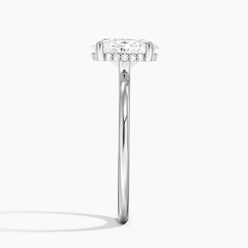2.10 Karat Oval Kesim Hidden Halo Tasarım Tektaş Laboratuvar Pırlanta Yüzük - Lucerne