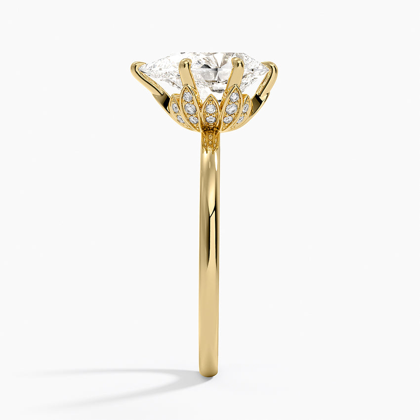 Altı Tırnak 2.15 Karat Damla Kesim Hidden Halo Tasarım Tektaş Laboratuvar Pırlanta Yüzük - Delora - Bold Diamonds