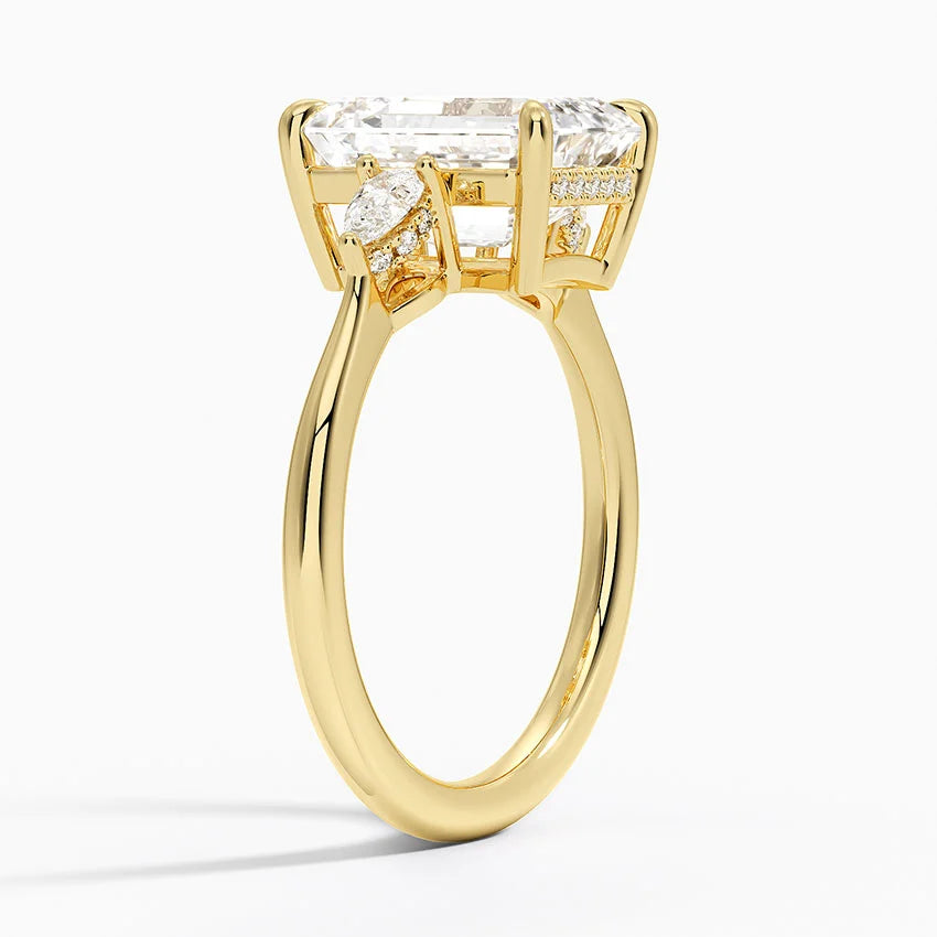 3.50 Karat Emerald Kesim Hidden Halo Tasarım Tektaş Laboratuvar Pırlanta Yüzük - Madrid