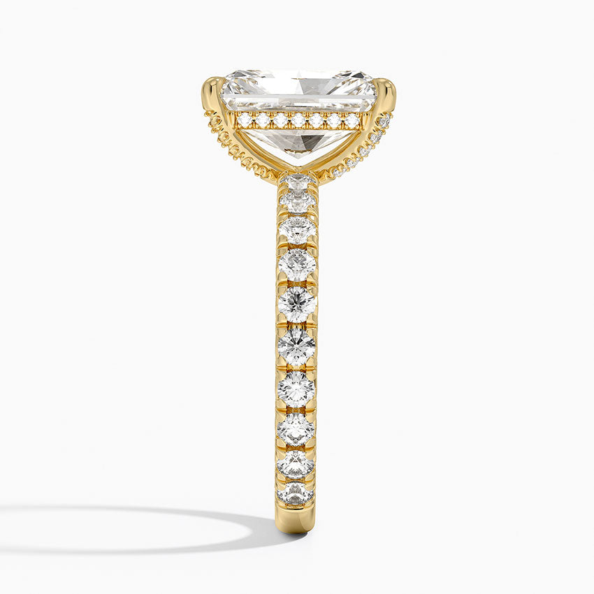 3.75 Karat Radiant Kesim Hidden Halo Tasarım Tektaş Laboratuvar Pırlanta Yüzük 18K  - Selora
