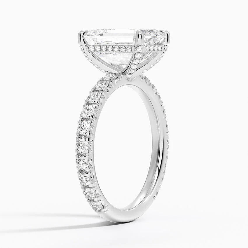 3.75 Karat Emerald Kesim Hidden Halo Tasarım Tektaş Laboratuvar Pırlanta Yüzük 18K  - Selora
