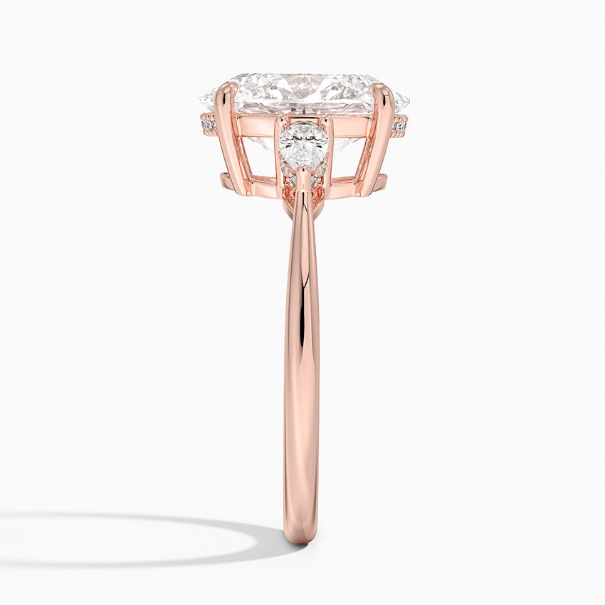 3.50 Karat Oval Kesim Hidden Halo Tasarım Tektaş Laboratuvar Pırlanta Yüzük - Madrid