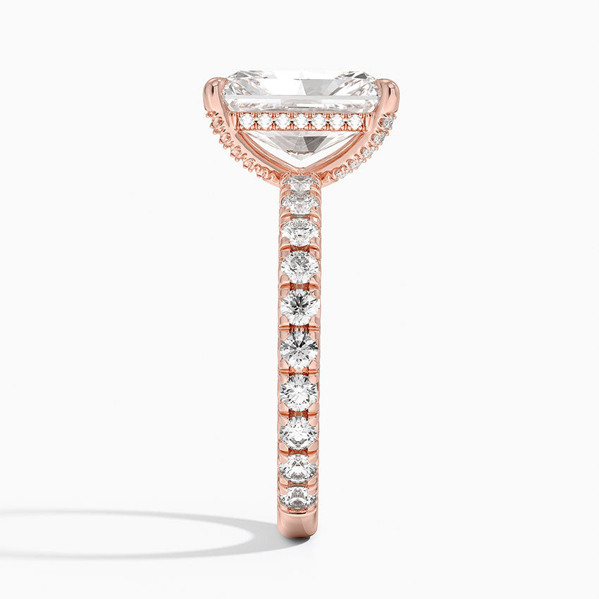 3.75 Karat Radiant Kesim Hidden Halo Tasarım Tektaş Laboratuvar Pırlanta Yüzük 18K  - Selora