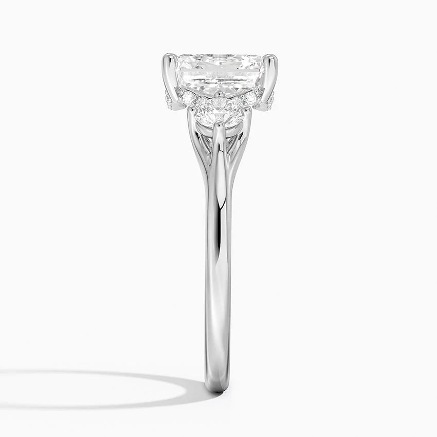 3.50 Asscher Kesim Hidden Halo Tasarım Tektaş Laboratuvar Pırlanta Yüzük 18K - Milora