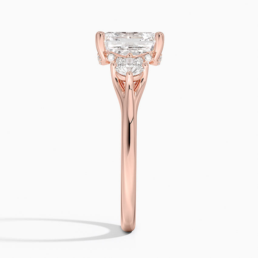 3.50 Asscher Kesim Hidden Halo Tasarım Tektaş Laboratuvar Pırlanta Yüzük 18K - Milora