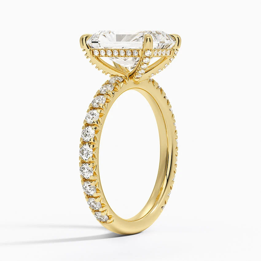 3.75 Karat Radiant Kesim Hidden Halo Tasarım Tektaş Laboratuvar Pırlanta Yüzük 18K  - Selora