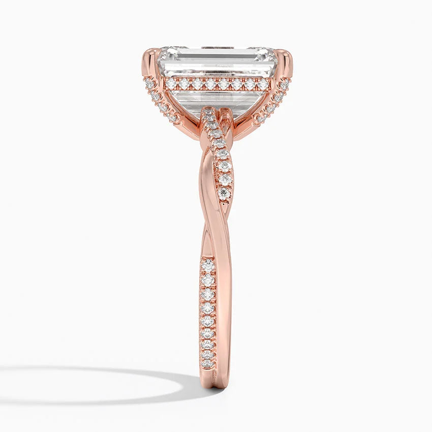 4.25 Karat Emerald Kesim Hidden Halo Tasarım Tektaş Laboratuvar Pırlanta Yüzük  - Riga