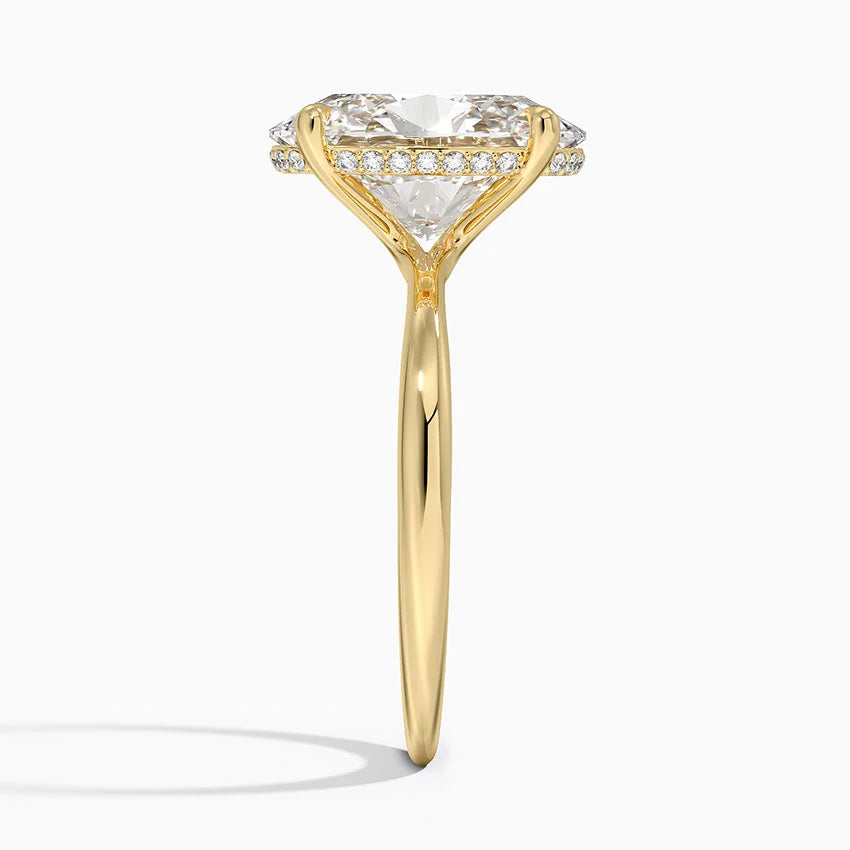 4.10 Karat Oval Kesim Hidden Halo Tasarım Tektaş Laboratuvar Pırlanta Yüzük 18K  - Alvora - Bold Diamonds