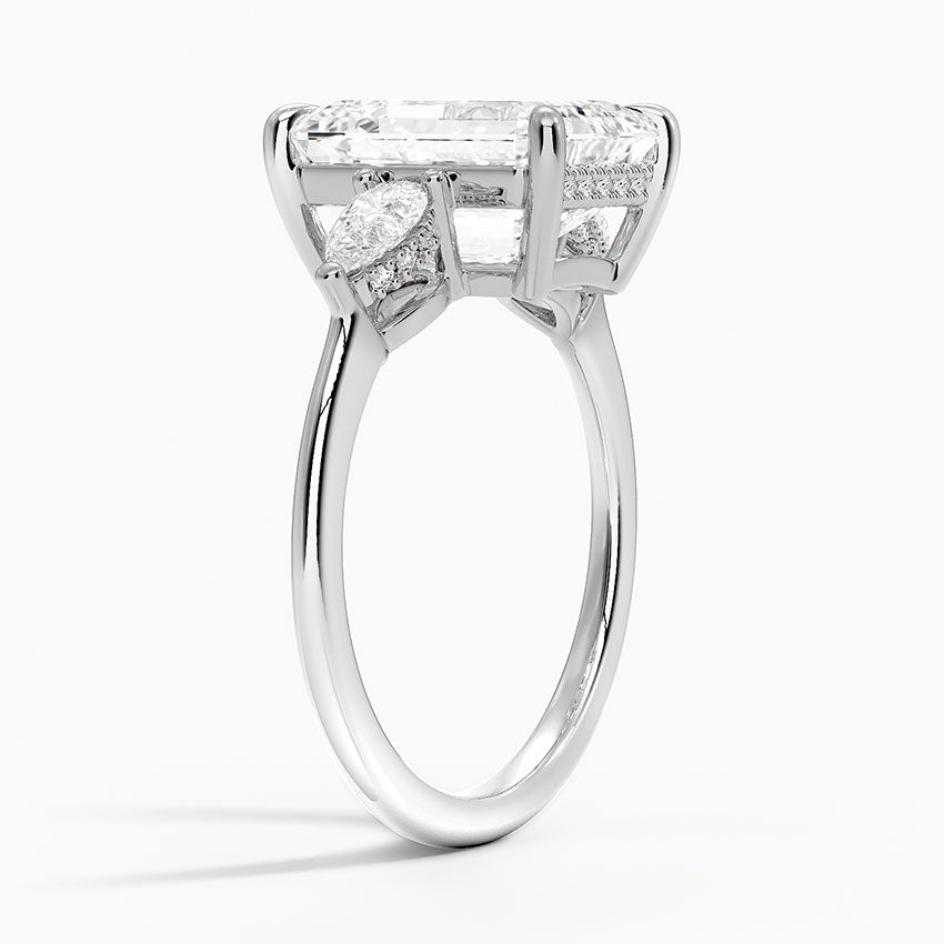 4.50 Emerald Kesim Hidden Halo Tasarım Tektaş Laboratuvar Pırlanta Yüzük - Nilora